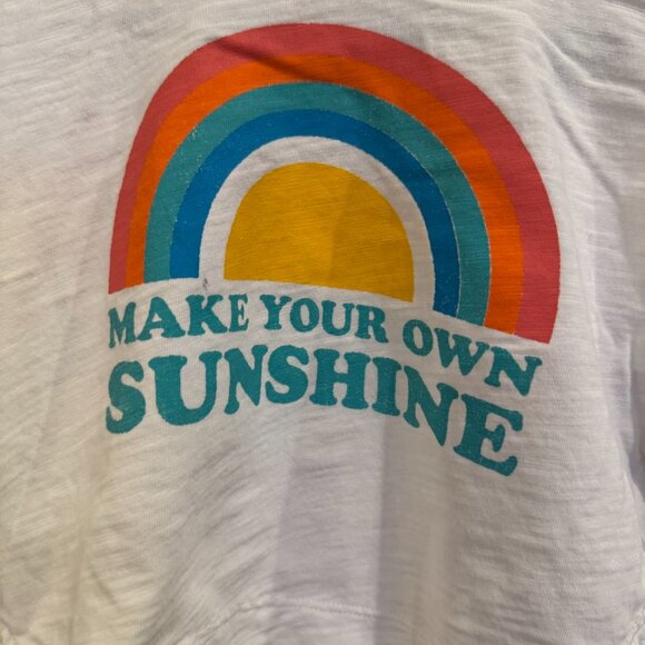 Old Navy “Make Your Own Sunshine” Rainbow Graphic Tee – Size XS (5) - Picture 2 of 4